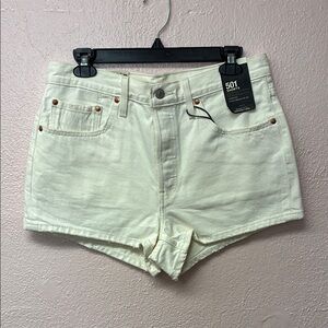 Levi's Cream 501 Shorts High Rise Fitted Through the Hip